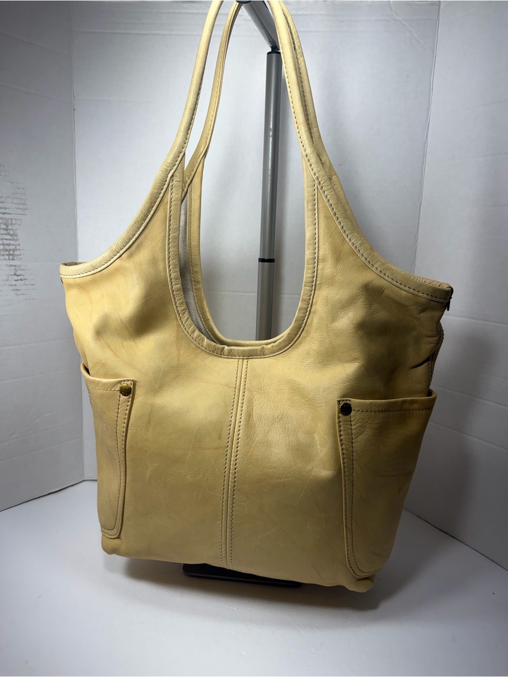 FRYE Women's Soft Leather Shoulder Tote in Light Yellow